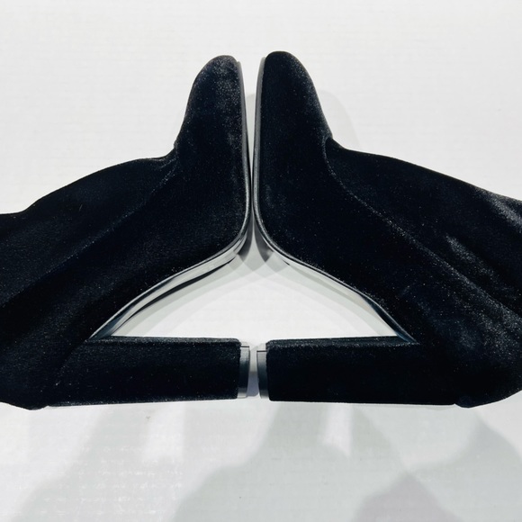 CARVELA WOLF BLACK by Kurt Geiger Zip Closure Velvet Upper Size 37 - Picture 4 of 16